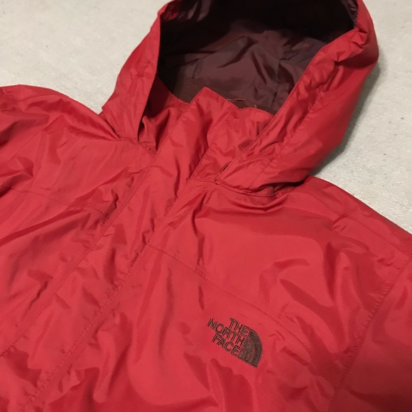The North Face Men's Flyweight Hoodie - Picture 2 of 4
